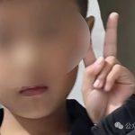 爷爷误将火锅燃料当水冲感冒药，孙子喝下后多器官衰竭进ICU